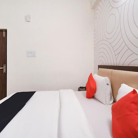 Capital O 70097 Sudha Inn Lucknow Extérieur photo