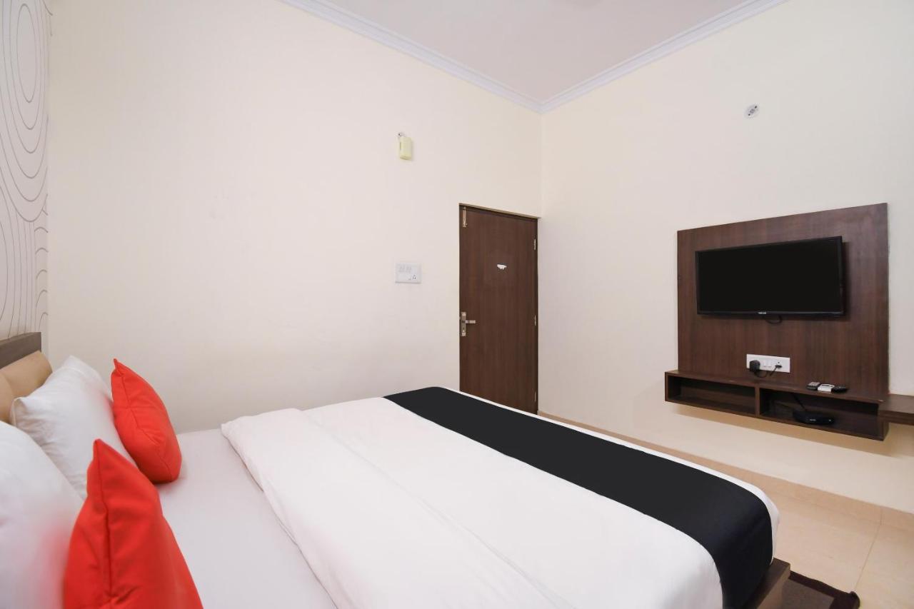 Capital O 70097 Sudha Inn Lucknow Extérieur photo